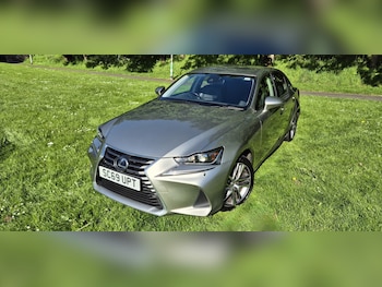 Used Lexus IS 2020 for sale - 79352570: Photo