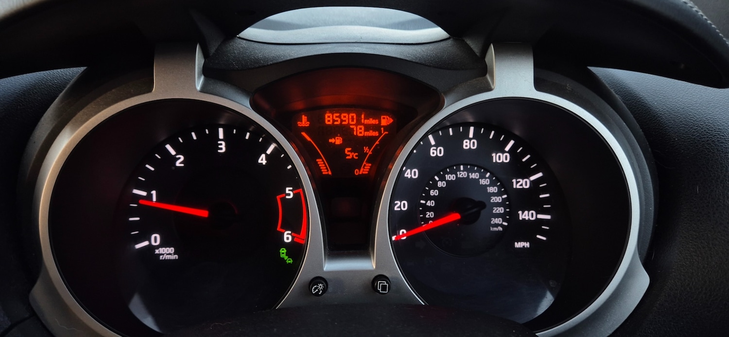 Used Nissan Juke 2014 for sale - 76761903: Photo 16