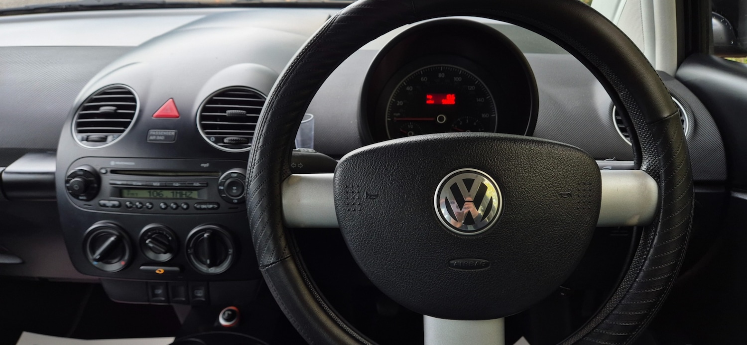 Used Volkswagen Beetle 2009 for sale - 76555296: Photo 14