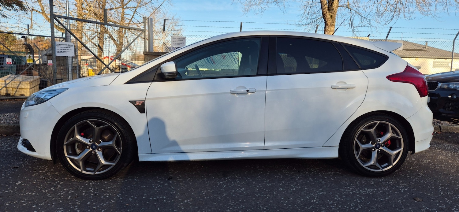 Used Ford Focus 2013 for sale - 77364078: Photo 6