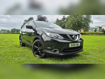 Used Nissan Qashqai 2015 for sale - 79500372: Photo