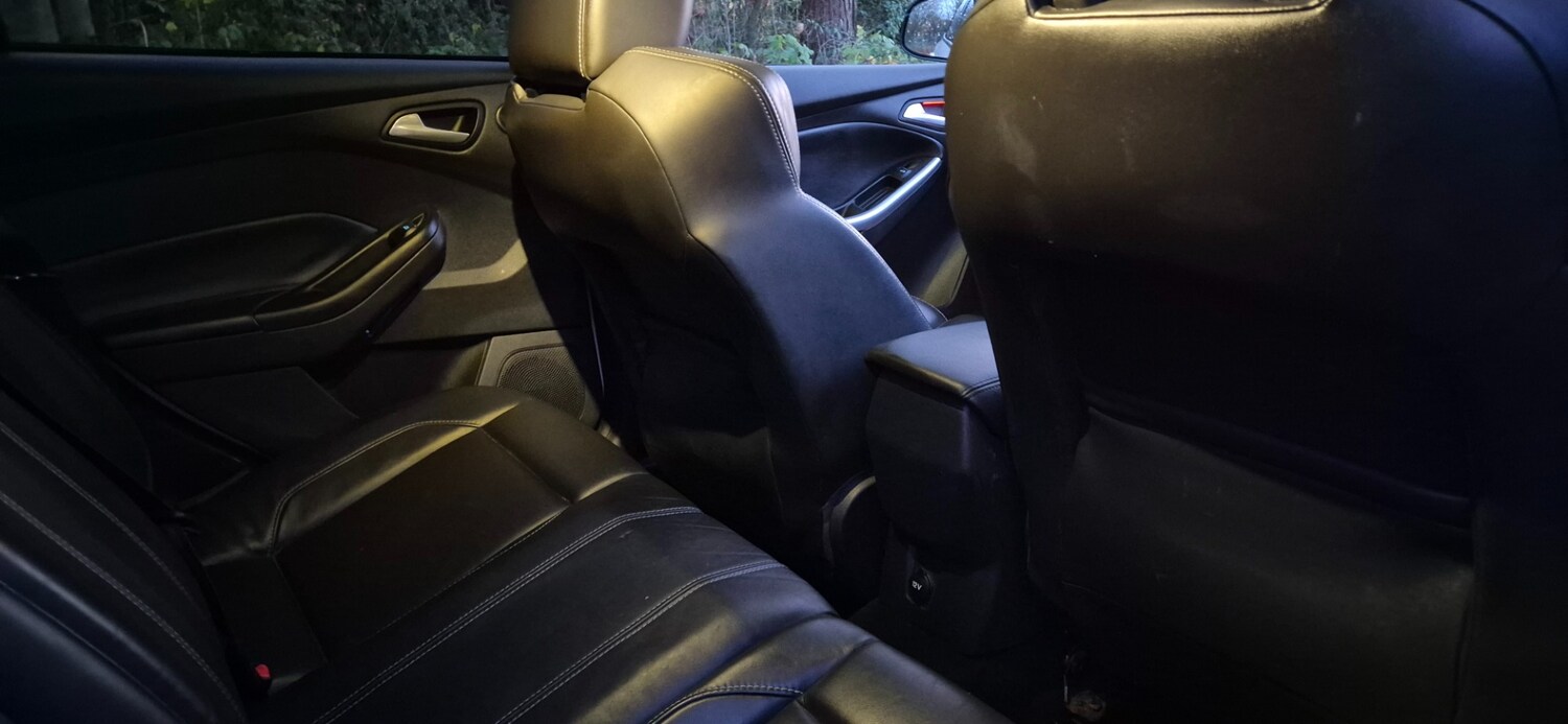 Used Ford Focus 2013 for sale - 77463358: Photo 14