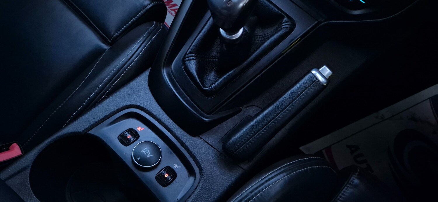 Used Ford Focus 2013 for sale - 77463358: Photo 21