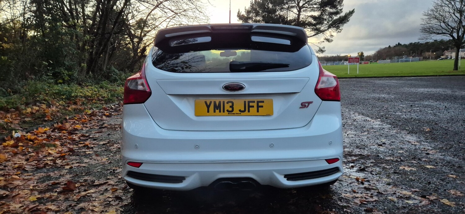 Used Ford Focus 2013 for sale - 77463358: Photo 9