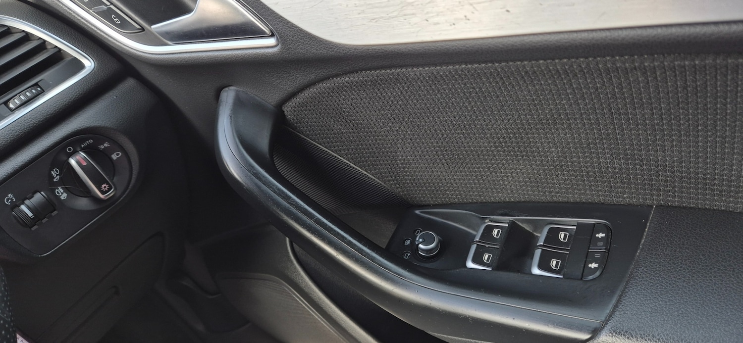 Used Audi Q3 2014 for sale - 77873629: Photo 23