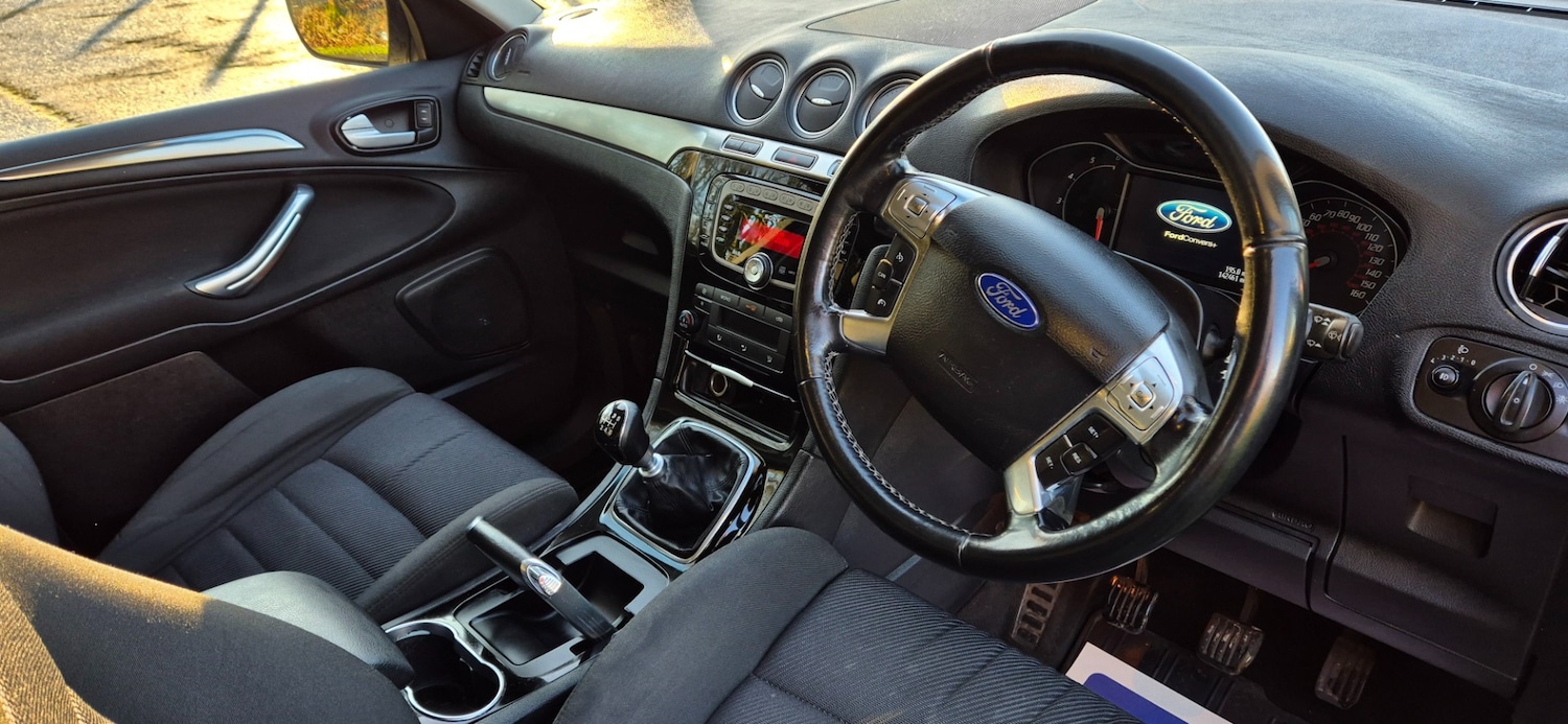 Used Ford S-Max 2015 for sale - 77189559: Photo 11