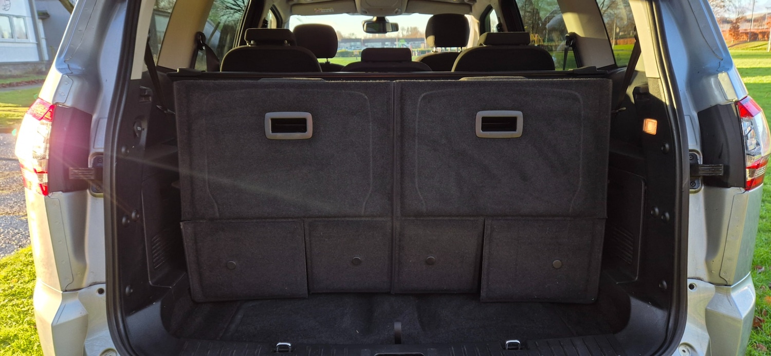 Used Ford S-Max 2015 for sale - 77258813: Photo 10