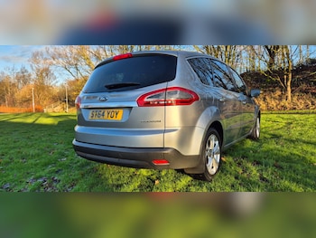 Used Ford S-Max 2015 for sale - 77258813: Photo
