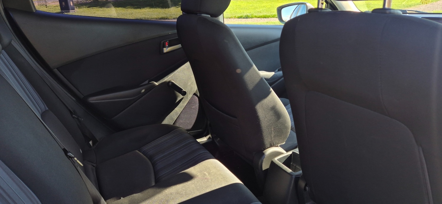 Used Mazda Mazda2 2015 for sale - 77323586: Photo 14