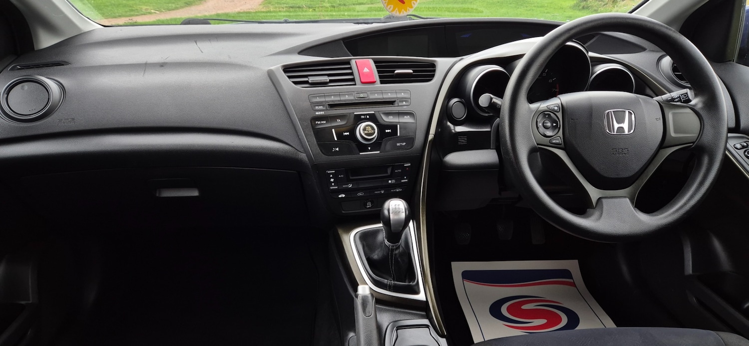 Used Honda Civic 2012 for sale - 77233633: Photo 12