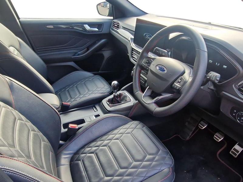 Used Ford Focus 2023 for sale - 76782221: Photo 11