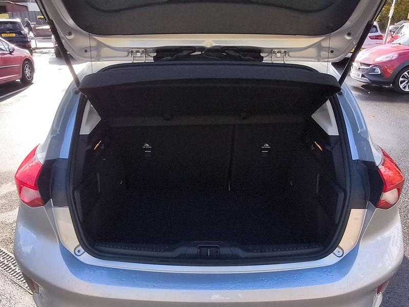 Used Ford Focus 2018 for sale - 76971972: Photo 19