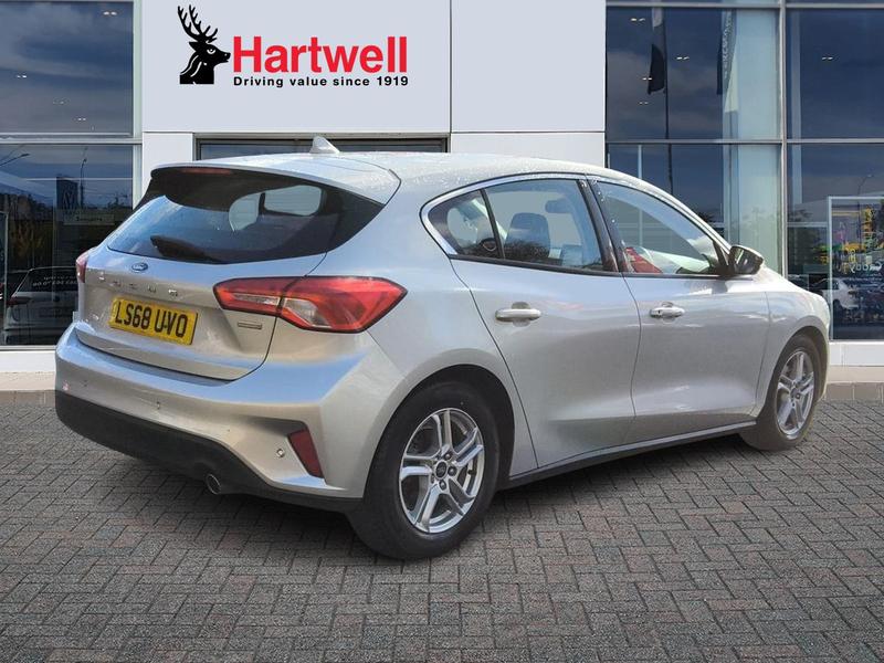 Used Ford Focus 2018 for sale - 76971972: Photo 4