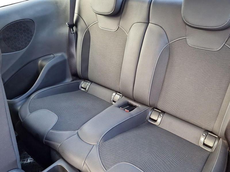 Used Vauxhall ADAM 2018 for sale - 76782300: Photo 18