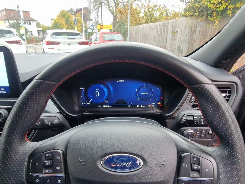 Used Ford Kuga 2022 for sale - 76782348: Photo 15