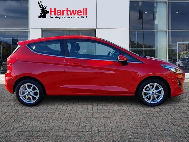 Used Ford Fiesta 2018 for sale - 76971985: Photo 2