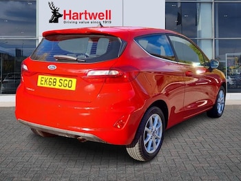 Used Ford Fiesta 2018 for sale - 76971985: Photo