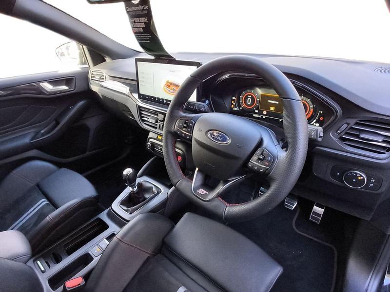 Used Ford Focus 2023 for sale - 76782220: Photo 11