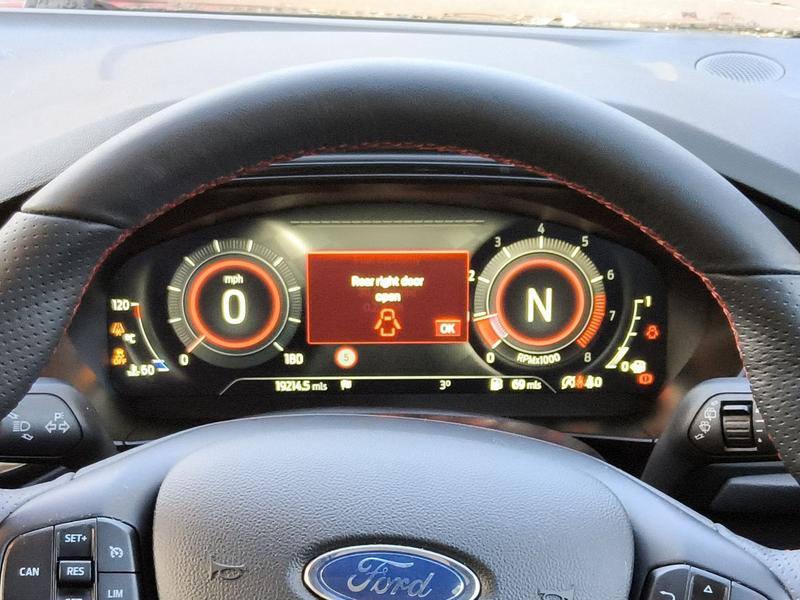 Used Ford Focus 2023 for sale - 76782220: Photo 15