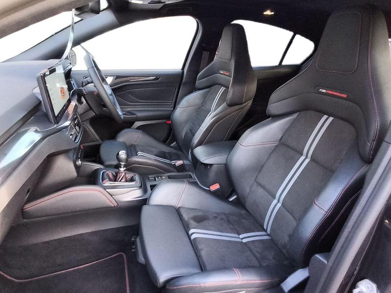 Used Ford Focus 2023 for sale - 76782220: Photo 17