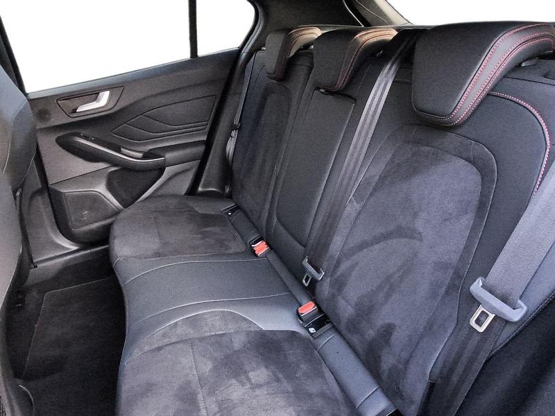 Used Ford Focus 2023 for sale - 76782220: Photo 18