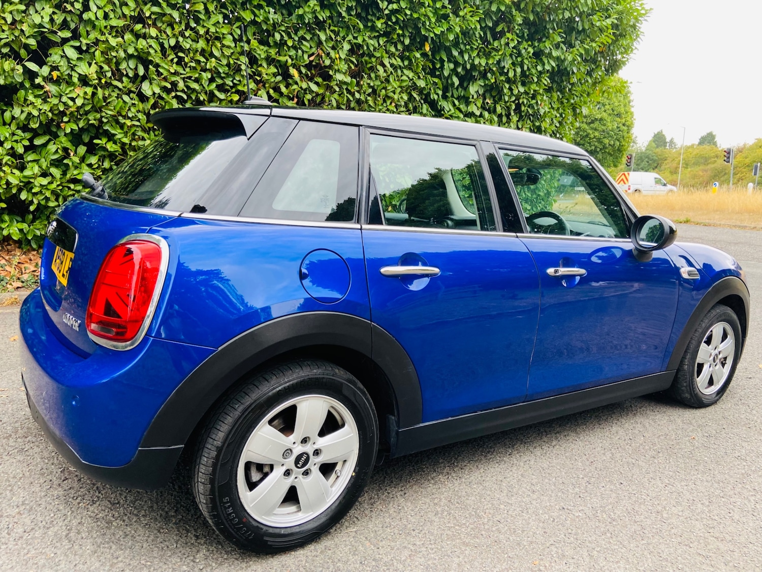 Vehicle 22