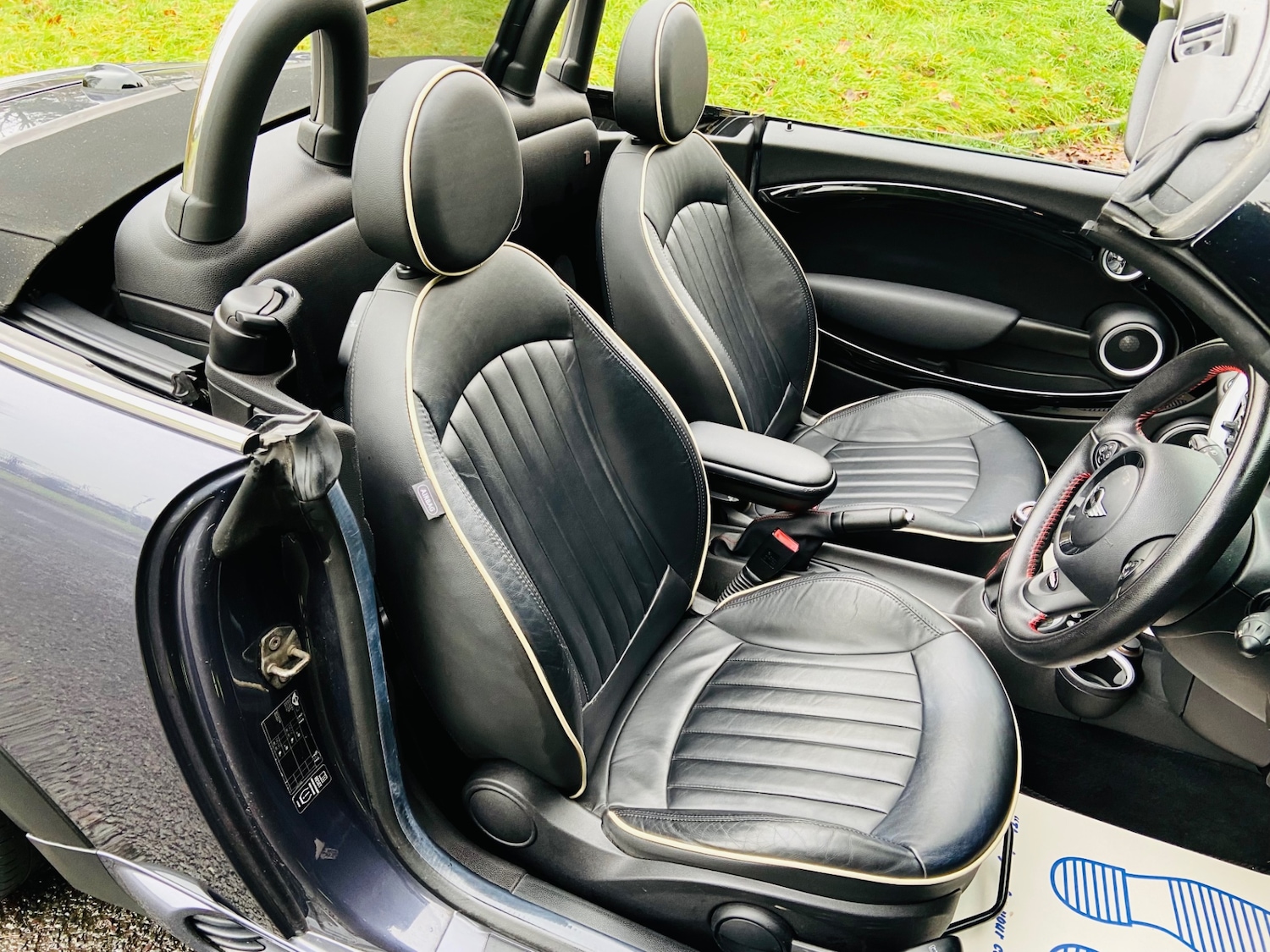 Used MINI Roadster 2013 for sale - 76792651: Photo 17