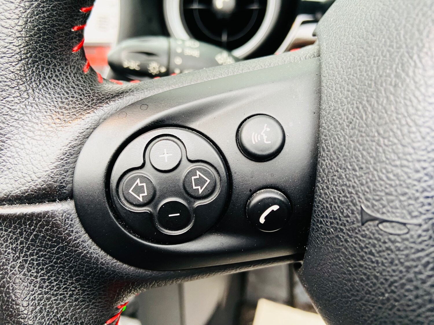 Used MINI Roadster 2013 for sale - 76792651: Photo 22