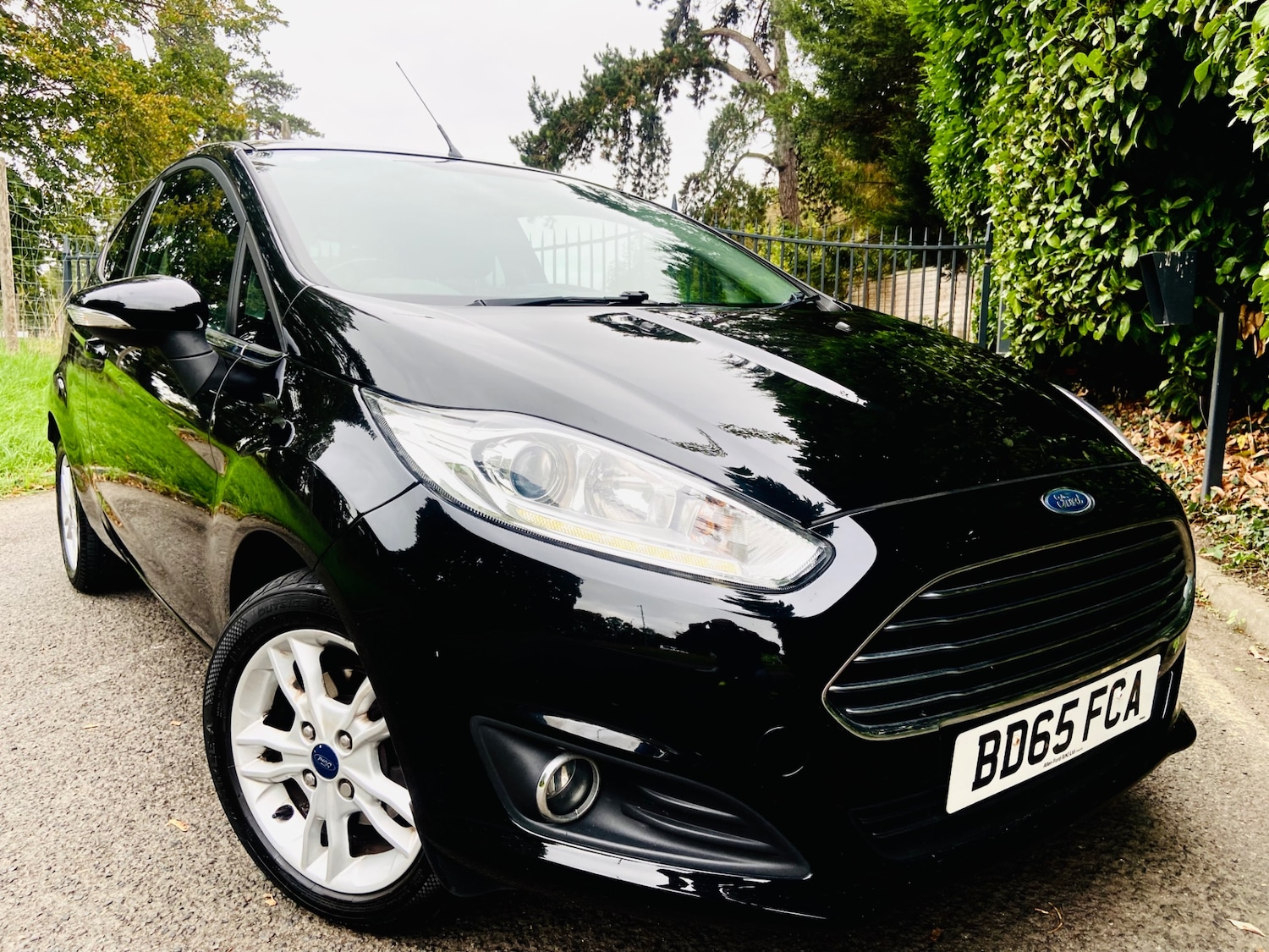 Used Ford Fiesta 2015 for sale - 76205996: Photo 1