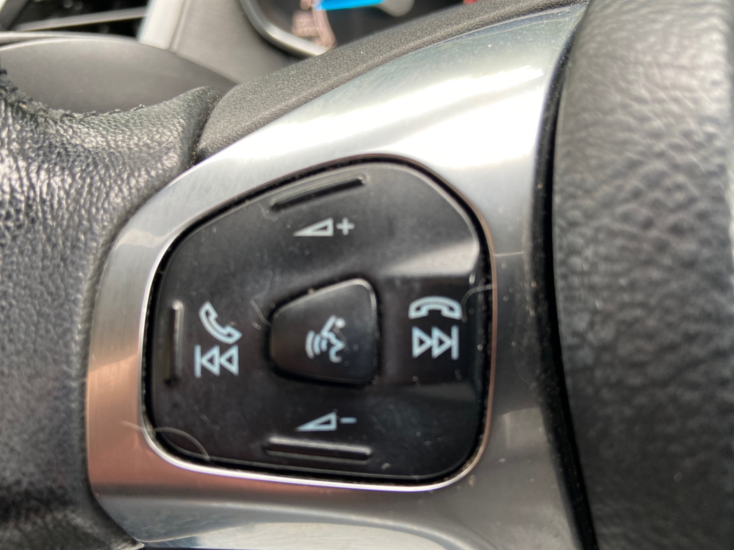 Used Ford Fiesta 2015 for sale - 76205996: Photo 24