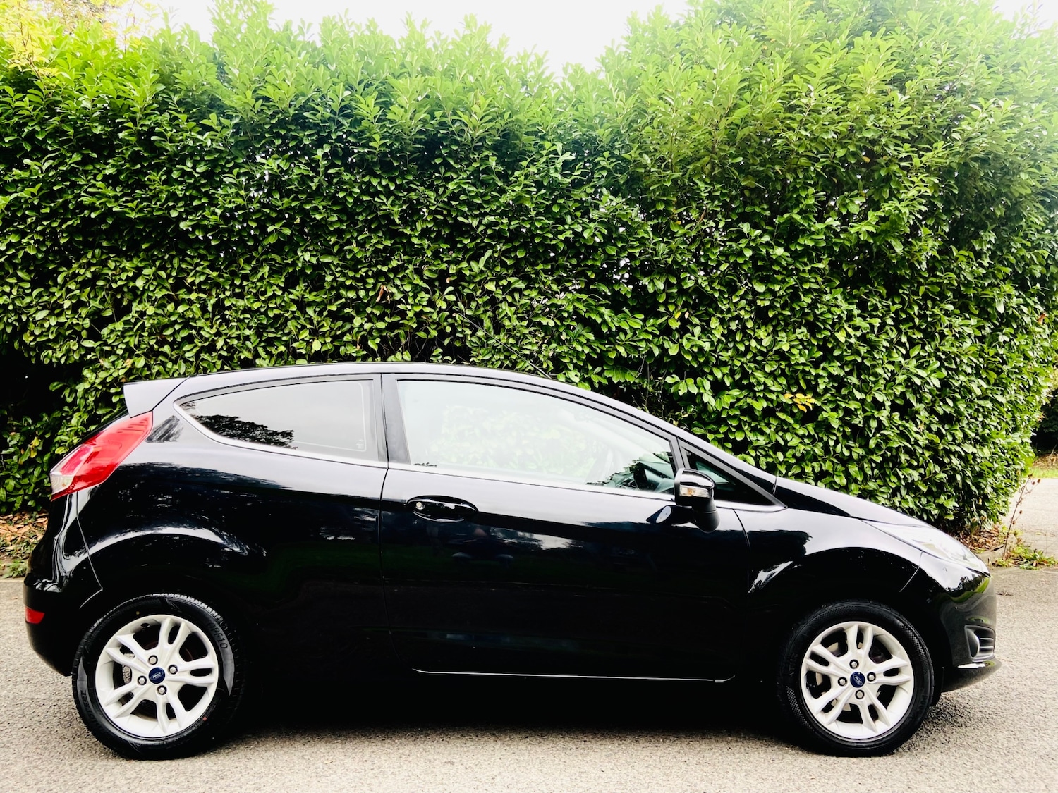 Used Ford Fiesta 2015 for sale - 76205996: Photo 3