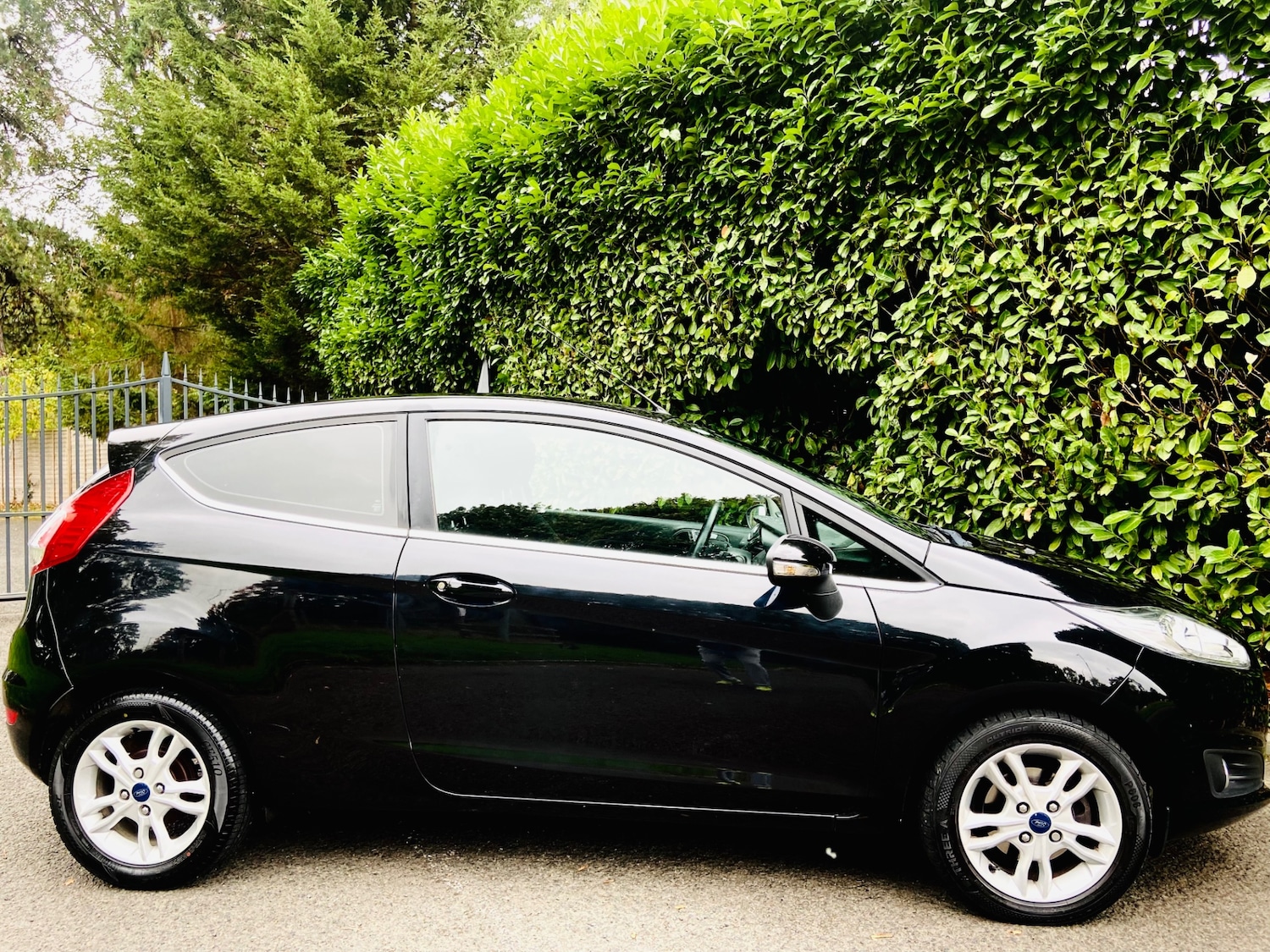Used Ford Fiesta 2015 for sale - 76205996: Photo 30