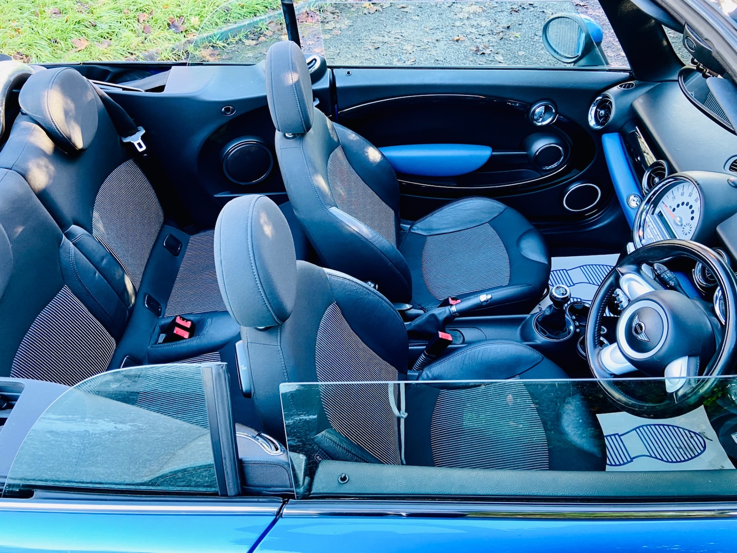 Used MINI Convertible 2010 for sale - 76725971: Photo 20