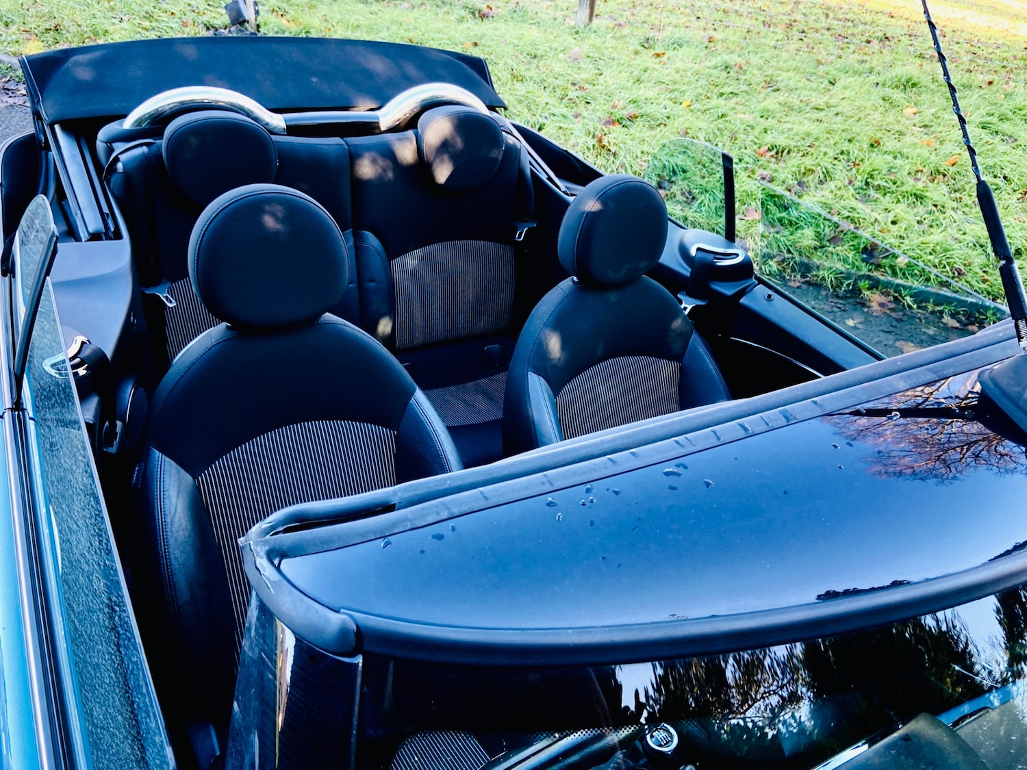 Used MINI Convertible 2010 for sale - 76725971: Photo 21