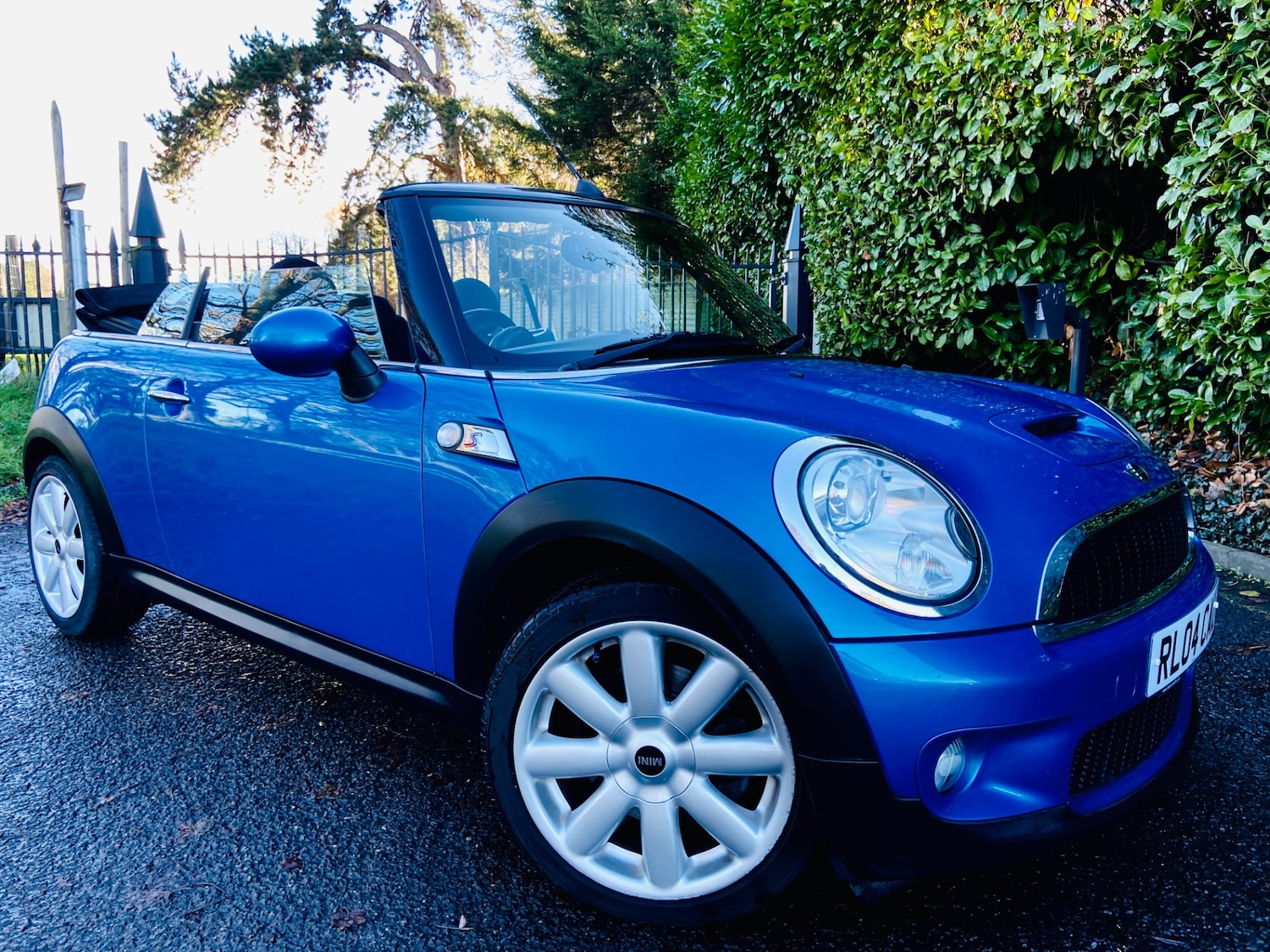 Used MINI Convertible 2010 for sale - 76725971: Photo 30
