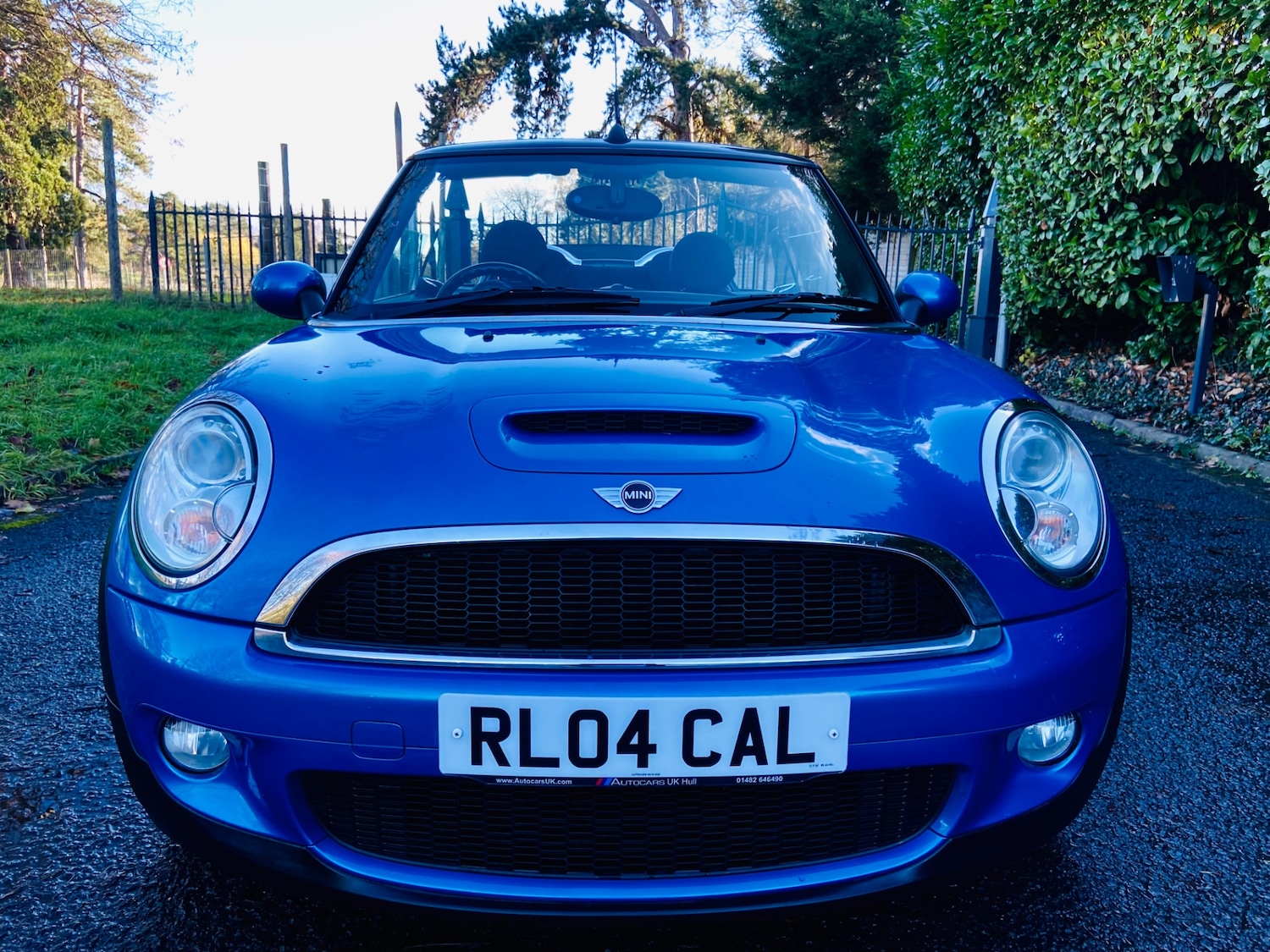 Used MINI Convertible 2010 for sale - 76725971: Photo 37