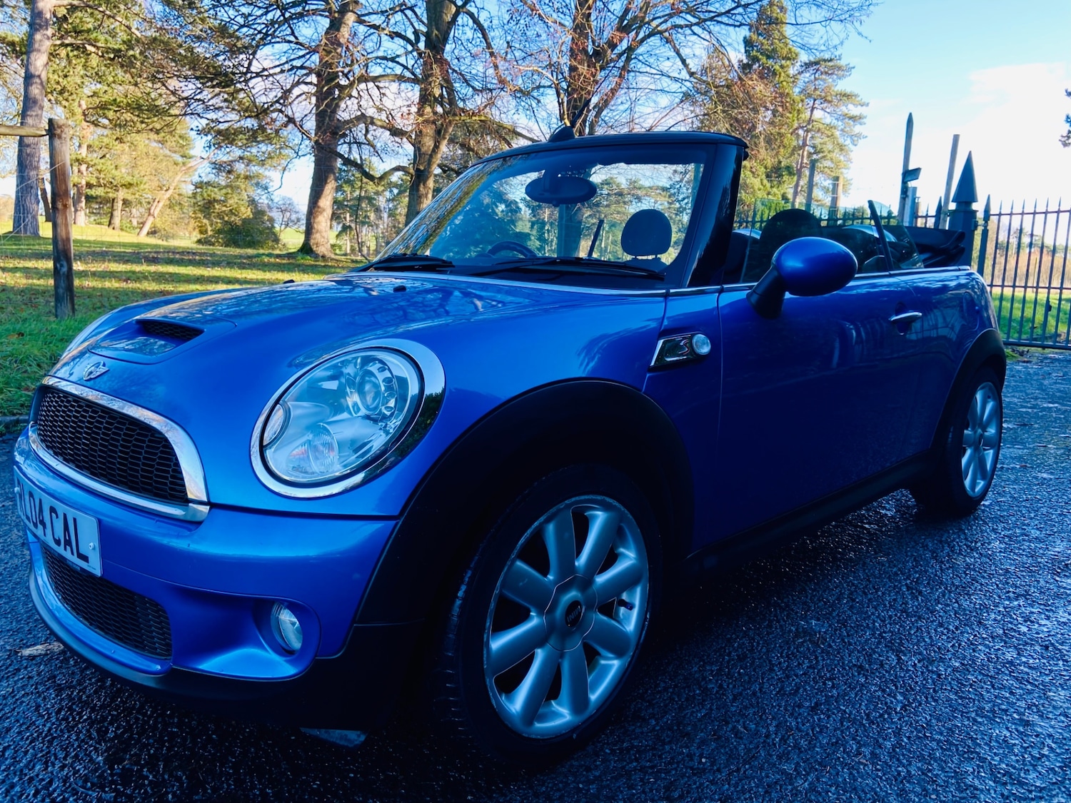 Used MINI Convertible 2010 for sale - 76725971: Photo 40