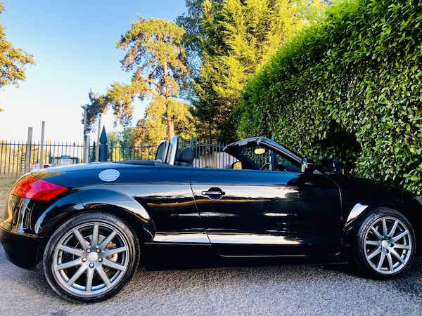 Used Audi TT 2010 for sale - 75702840: Photo 11