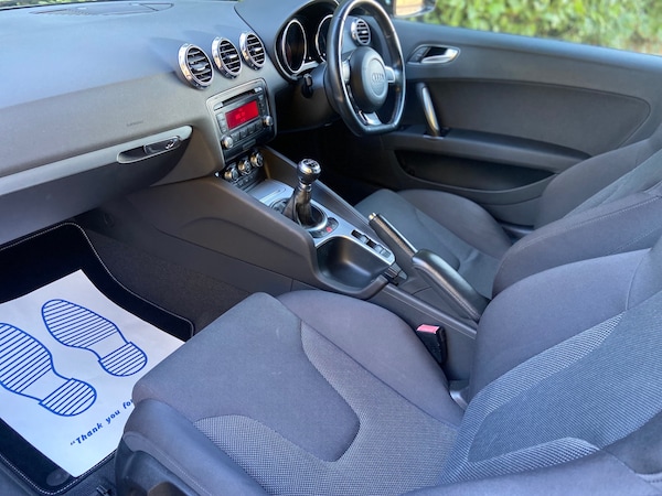 Used Audi TT 2010 for sale - 75702840: Photo 18