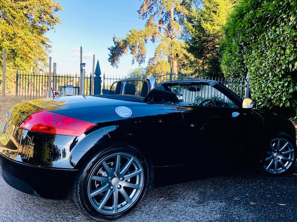 Used Audi TT 2010 for sale - 75702840: Photo 44