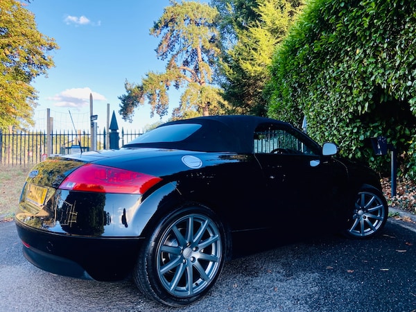 Used Audi TT 2010 for sale - 75702840: Photo 46