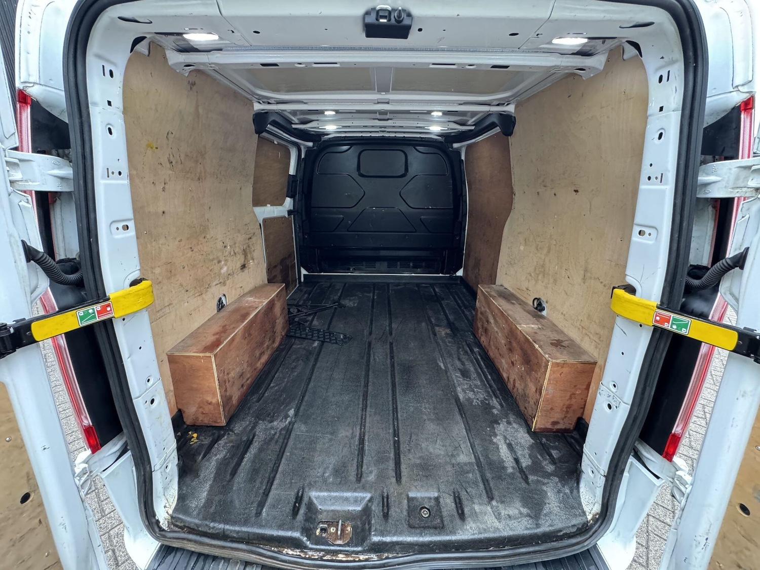 Vehicle 28