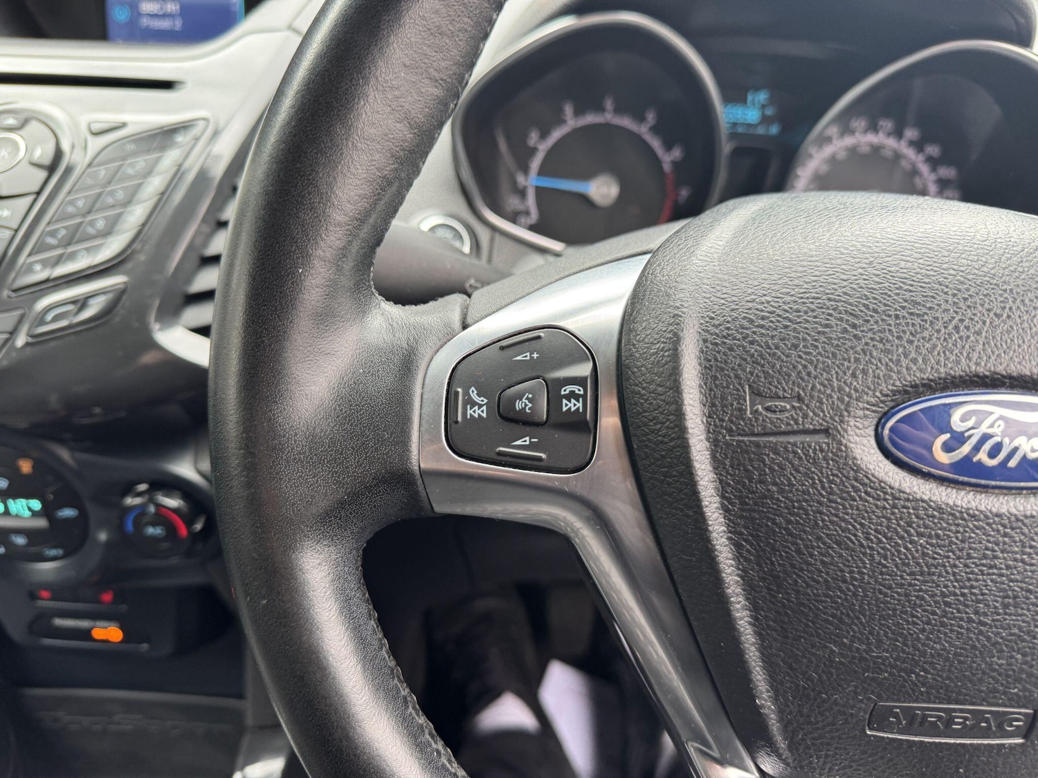 Used Ford Ecosport for sale - 77926024: Photo 54