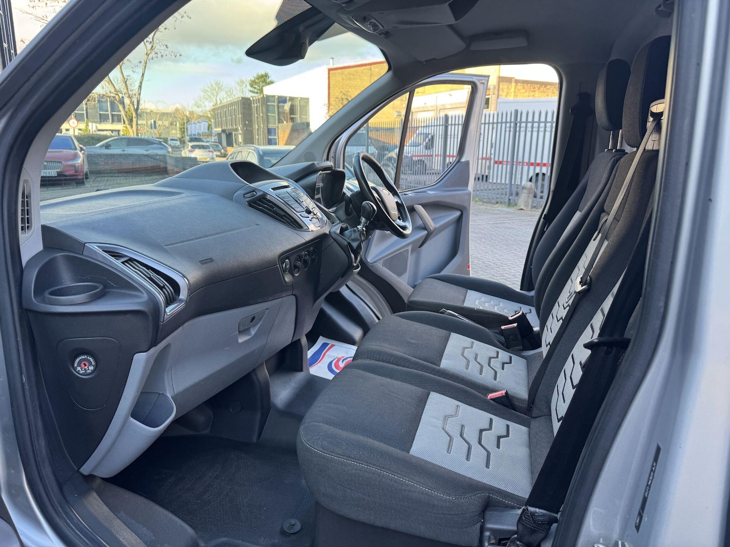 Used Ford Transit Custom 2018 for sale - 77280018: Photo 30