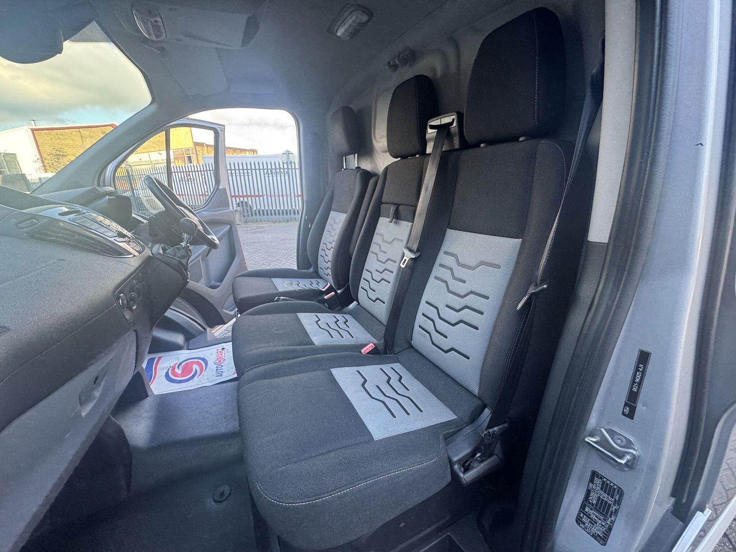 Used Ford Transit Custom 2018 for sale - 77280018: Photo 32