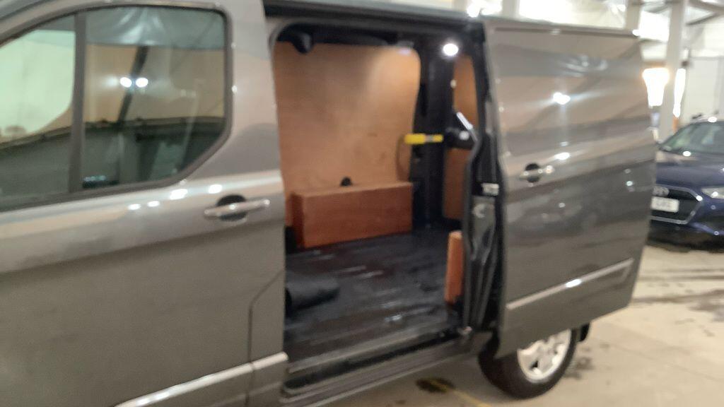 Used Ford Transit Custom 2018 for sale - 77144541: Photo 8