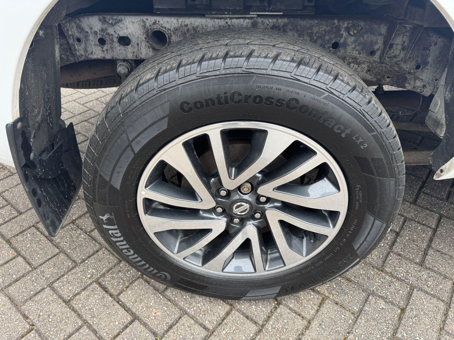 Used Nissan Navara 2017 for sale - 77625470: Photo 28