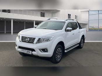 Used Nissan Navara 2017 for sale - 77625470: Photo