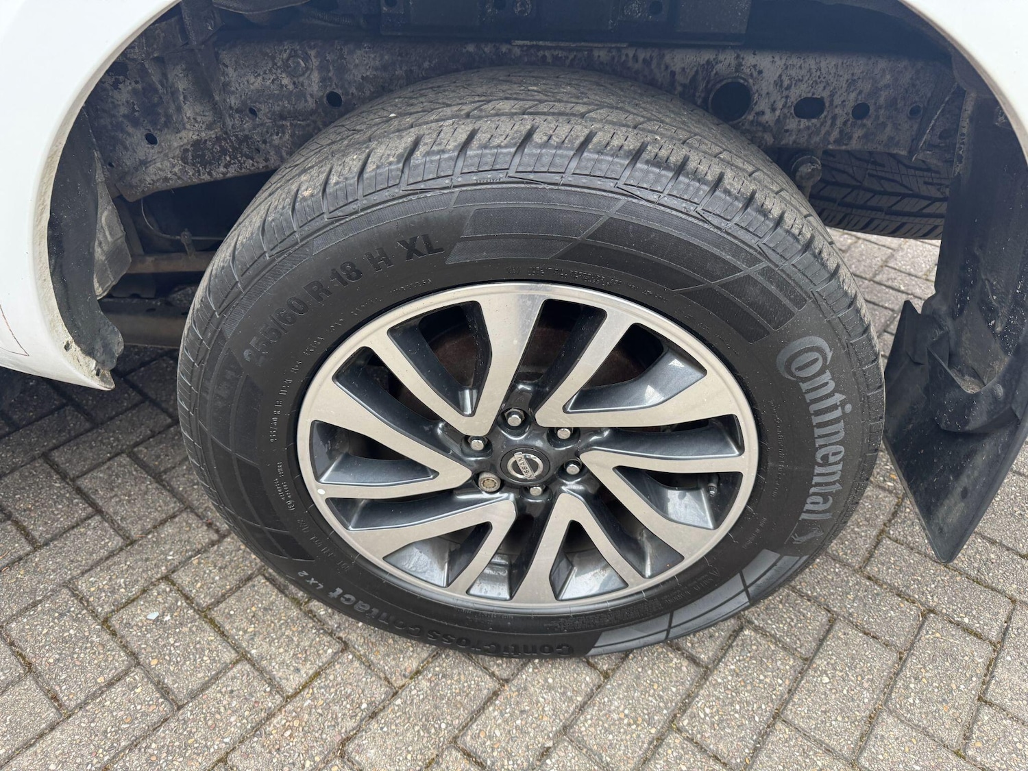 Used Nissan Navara 2017 for sale - 77625470: Photo 35