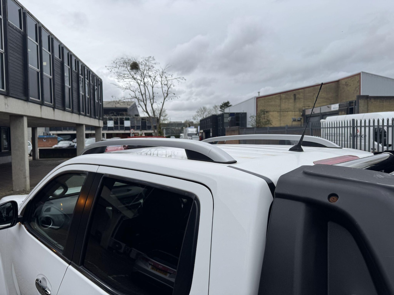 Used Nissan Navara 2017 for sale - 77625470: Photo 38